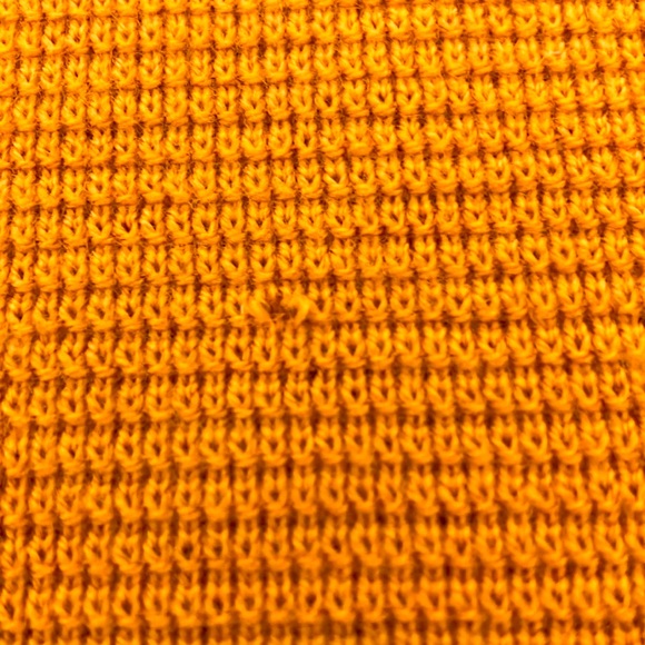 Italian Merino Yarn Sweater - Picture 7 of 8